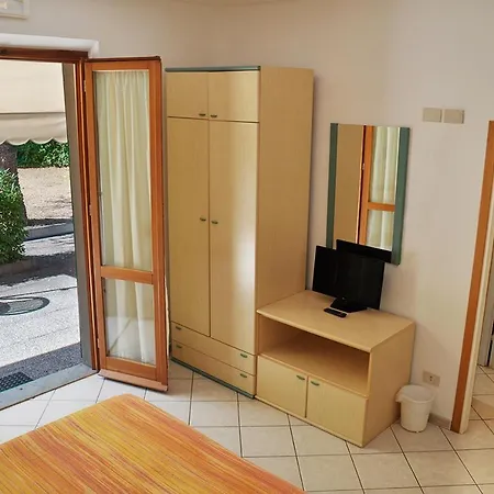 Dei Limoni فندق مبيت وإفطار