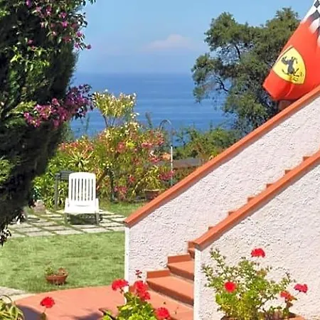 Dei Limoni Couette-café SantʼAndrea